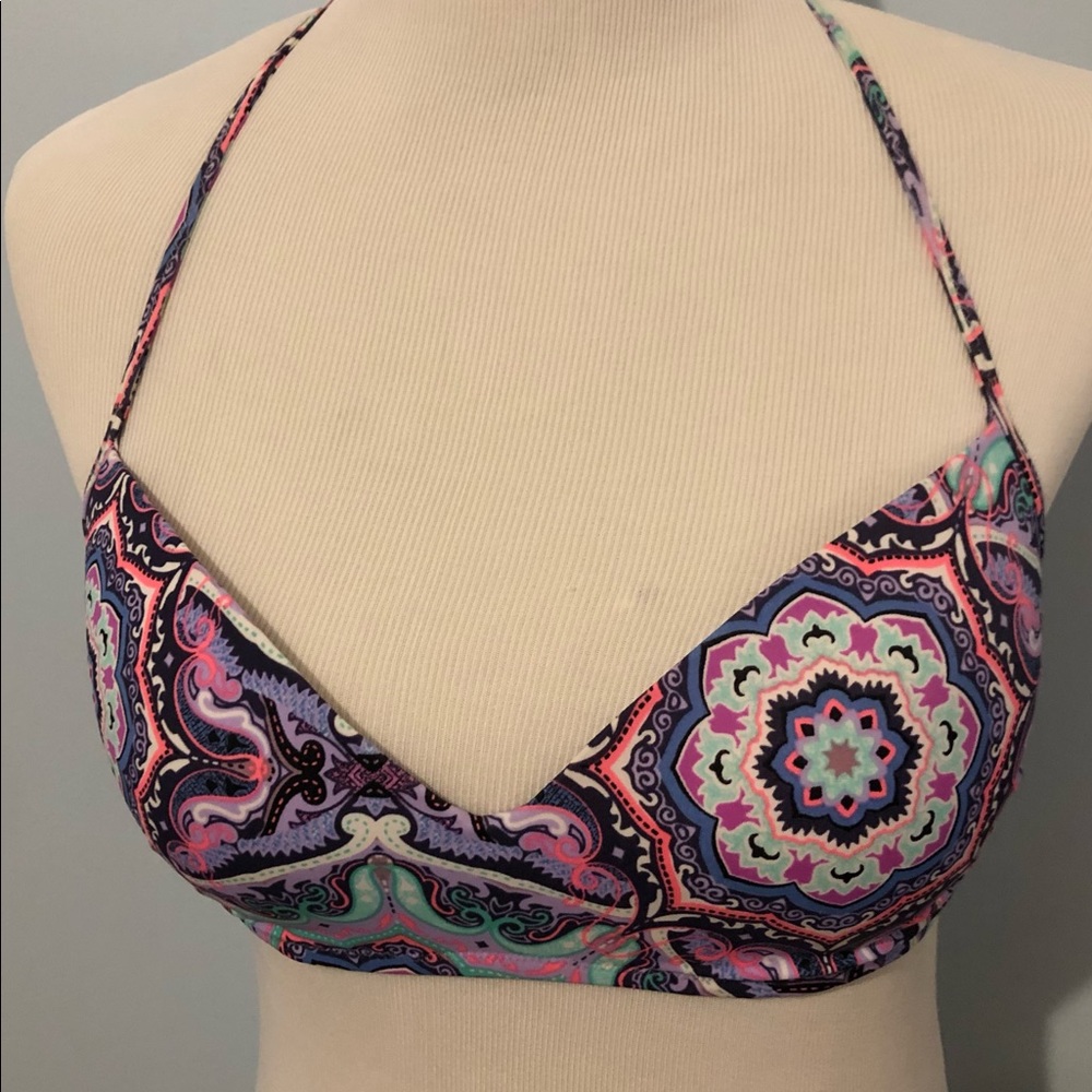 Victoria’s Secret bikini top